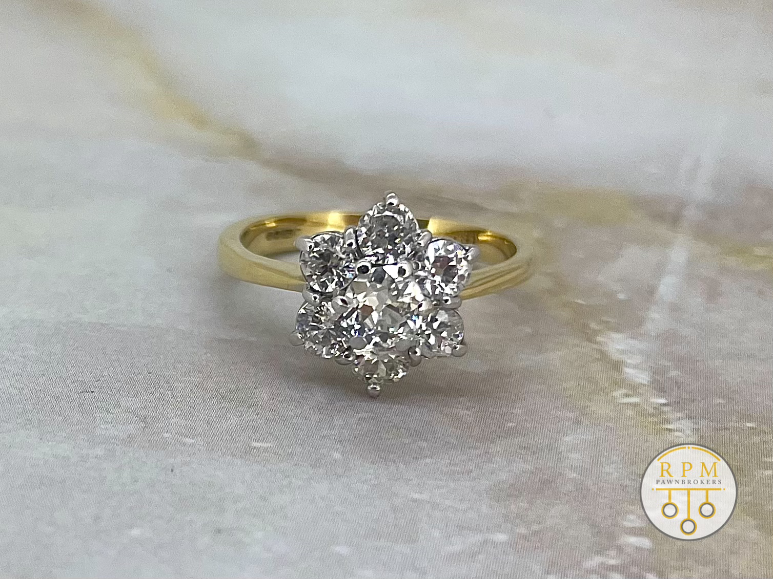 18ct Yellow Gold Diamond Flower Cluster Ring