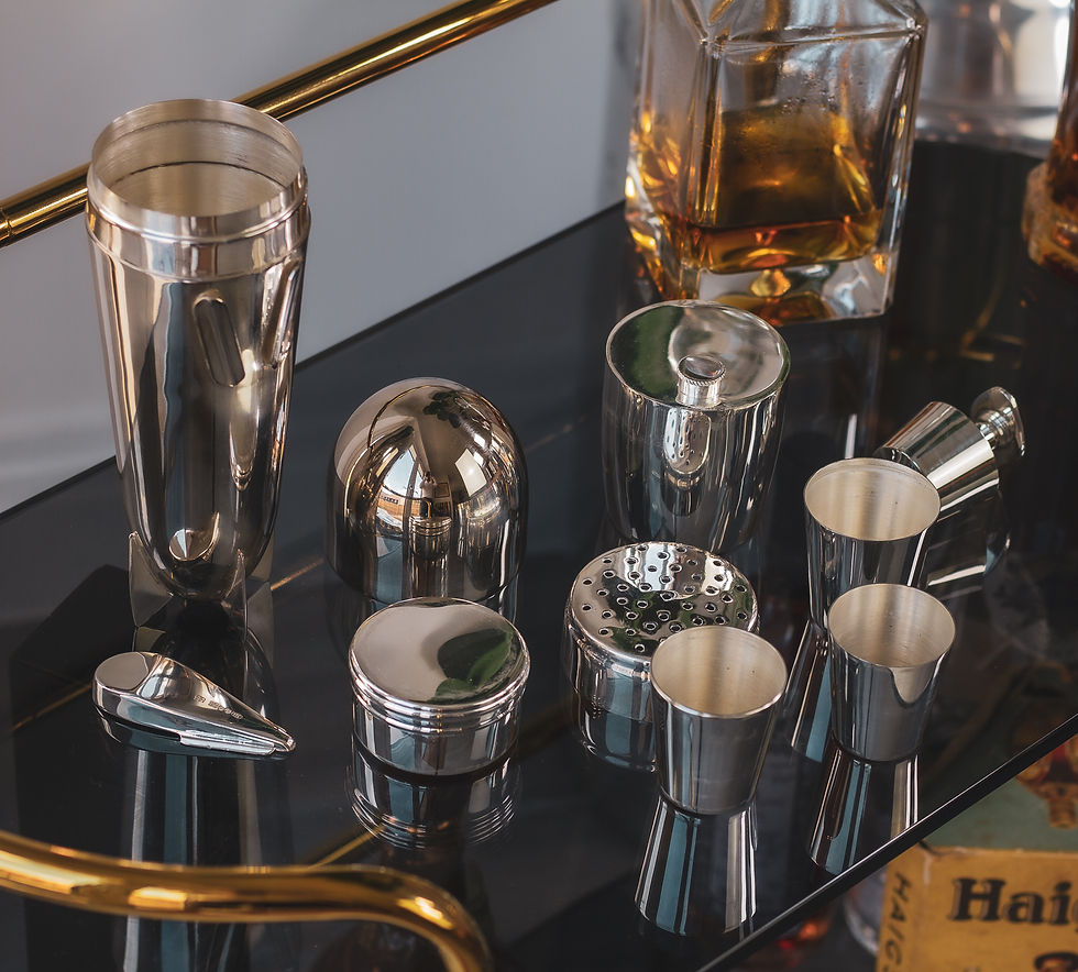 Thumbnail: Silver Zeppelin Cocktail Shaker