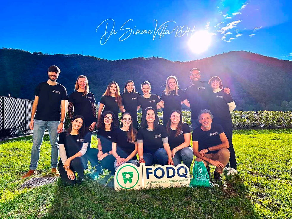 Foto di gruppo presso Clinica Odontoiatrica del dott. Boggian