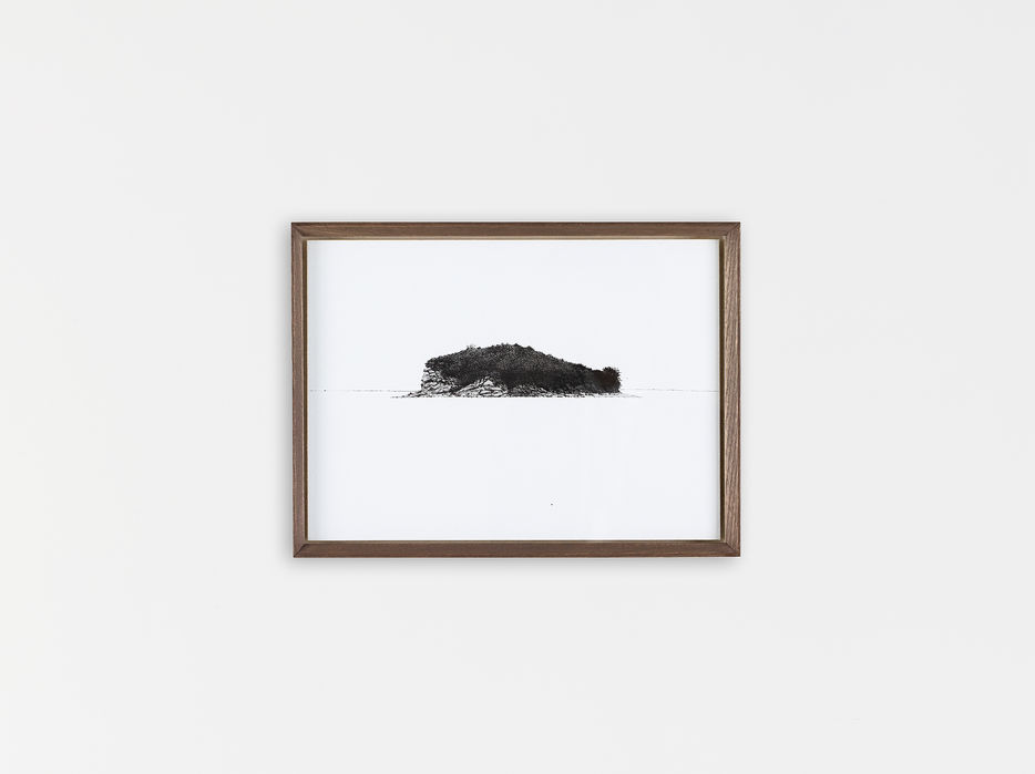 Keungariseom Island_3, 24.2x33.2cm, Ink on Hwaseonji, 2017_install_a.jpg