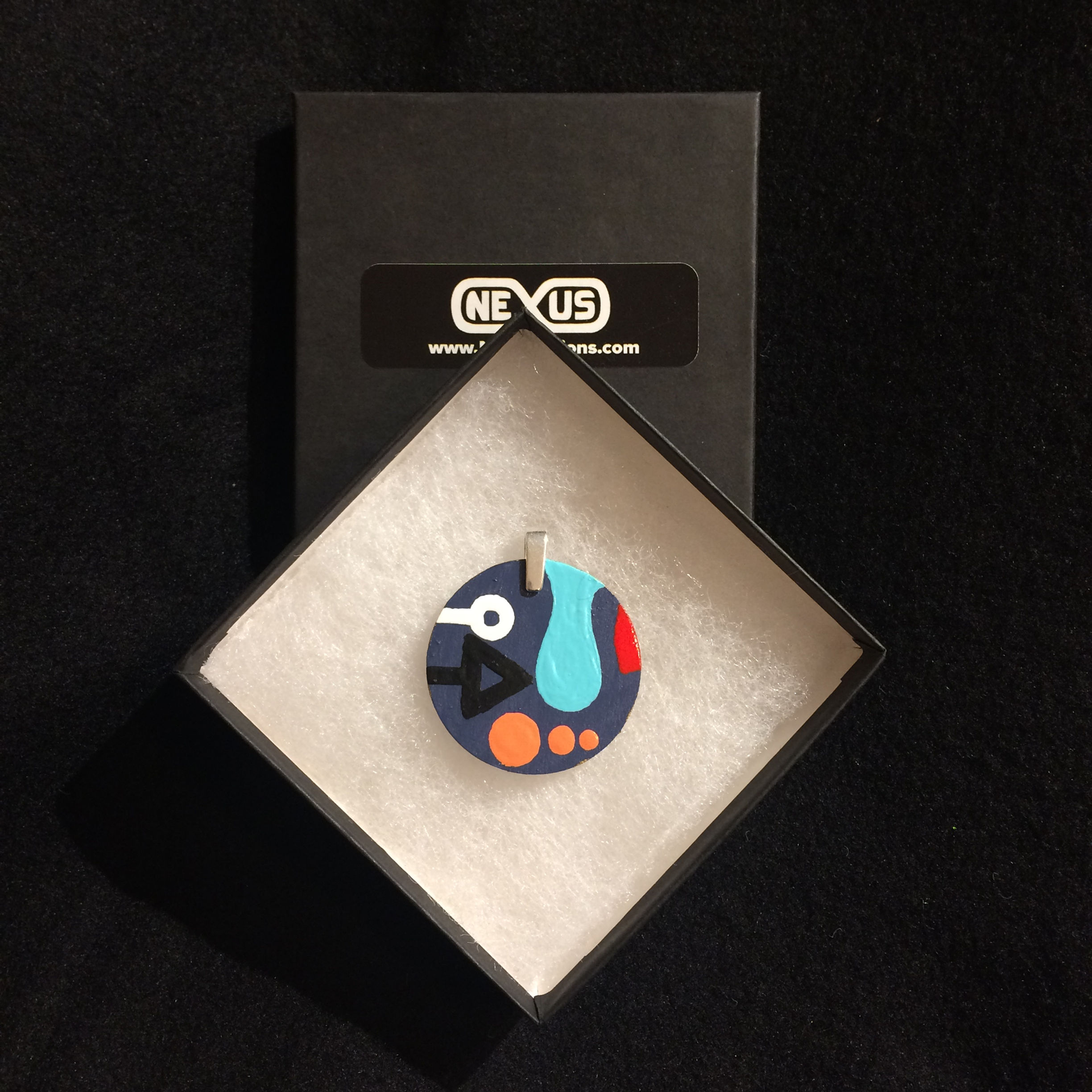 Pendant 89 - 1.75" Round