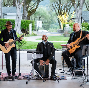 Bell and Co Live at BR Cohn