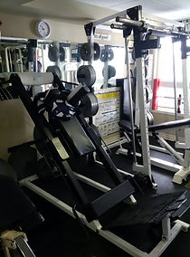 personal training, leg press machine in personal training studio