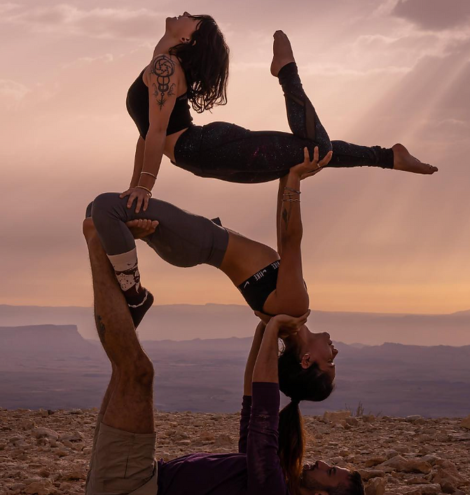 Saar Yoga Acro