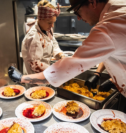 FOODSCAPES_BOMBASTIC_FOOD_FALL_25.jpg