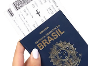 Passaporte e ticket de viagem
