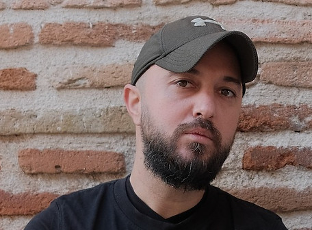 Kutlay Uyar_edited.jpg