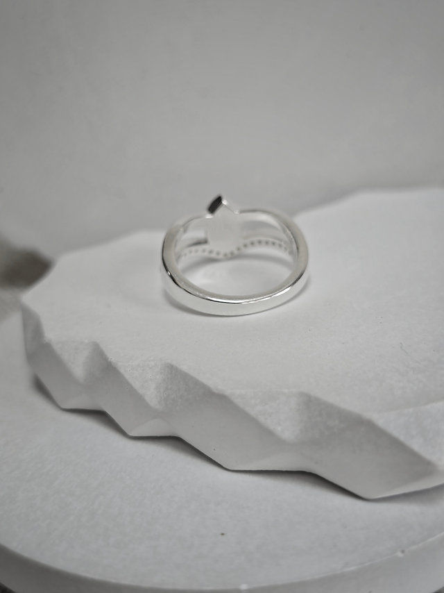 Thumbnail: Eternal Wishbone Ring