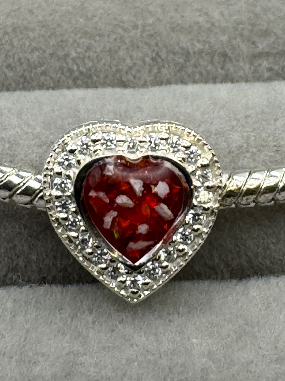 Thumbnail: Heart Pandora Charm Heart Sides