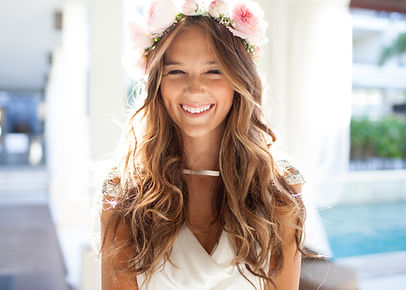 Happy-beautiful-bride-laughing-close-up