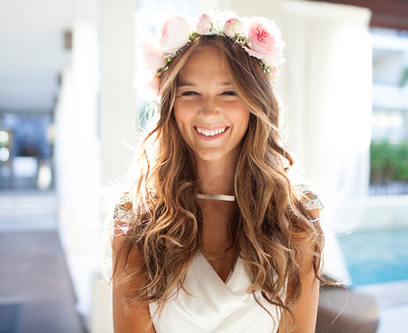 Happy-beautiful-bride-laughing-close-up