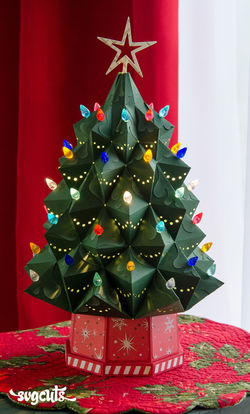 Heirloom-Christmas-Tree-SVGCuts
