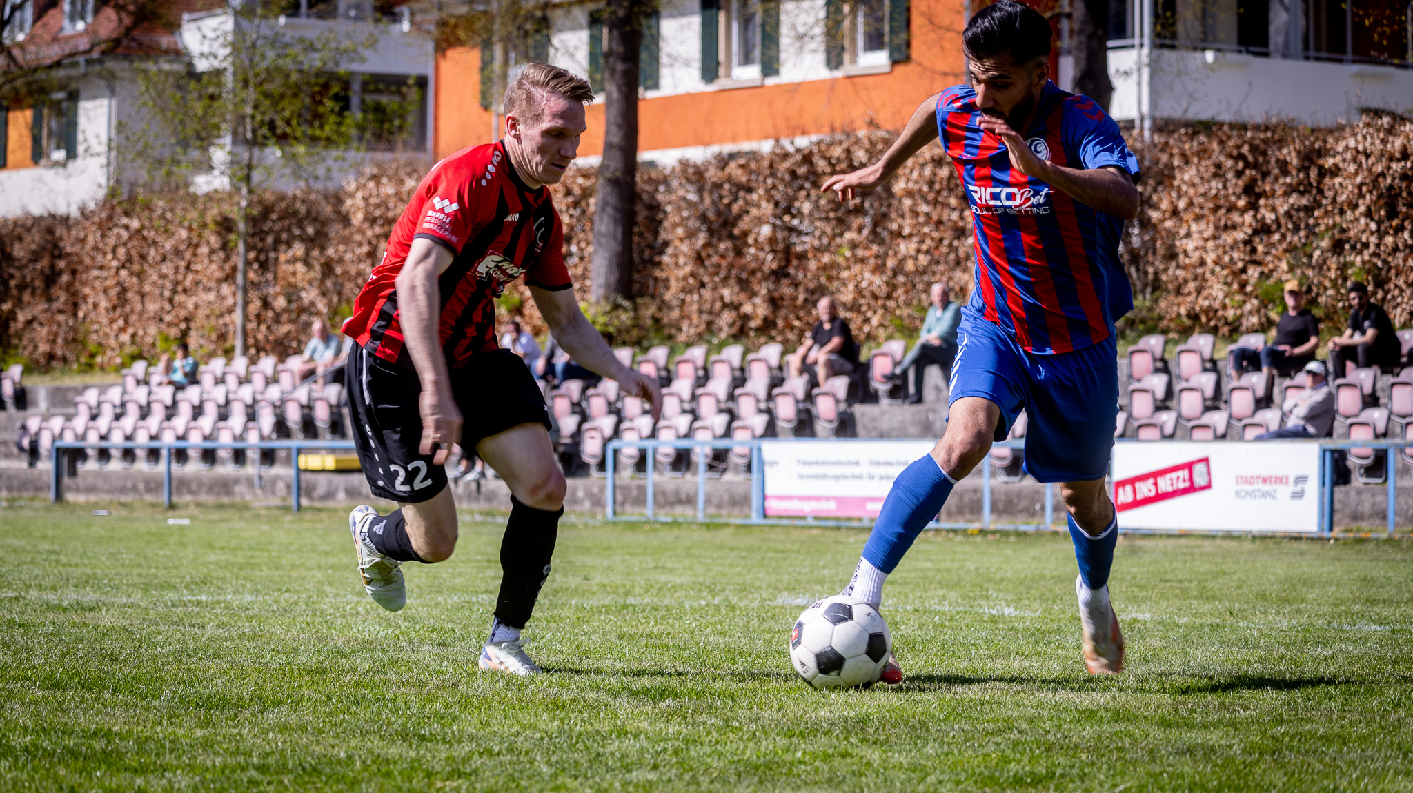 Hitzige Partie zwischen SC Konstanz-Wollmatingen und FC Königsfeld führt zum 1:1