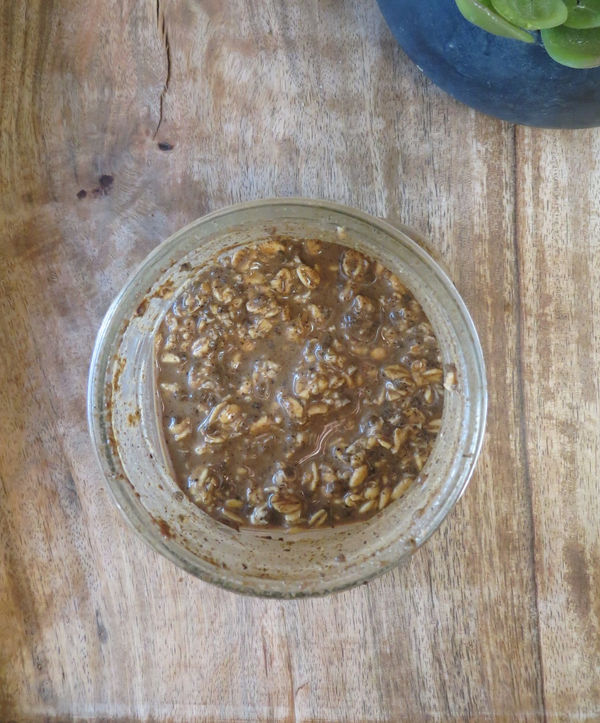 Chocolate Hemp Overnight Oats