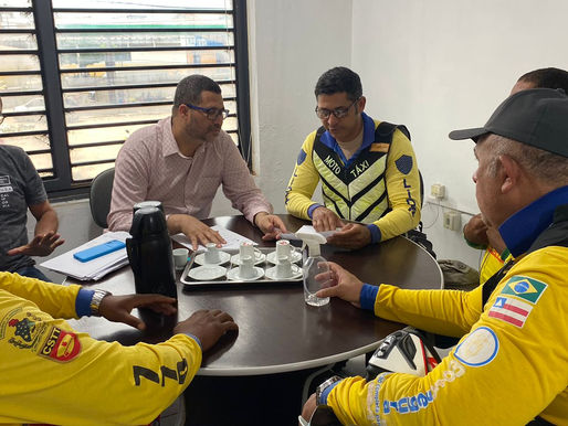 Após protesto, Prefeitura de Juazeiro dialoga com mototaxistas; Moto Uber não é regulamentado!