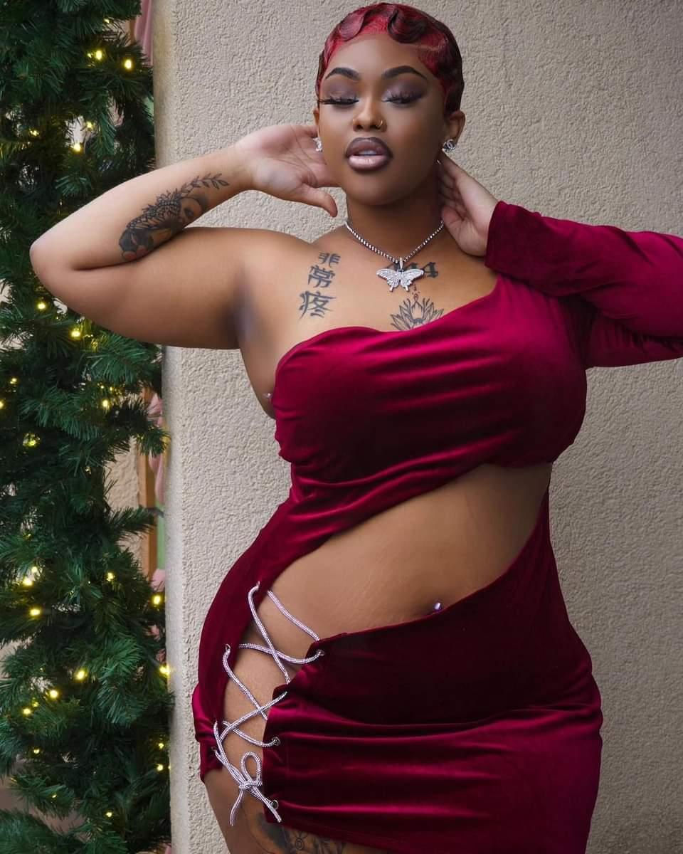 Thumbnail: Burgundy mini tease
