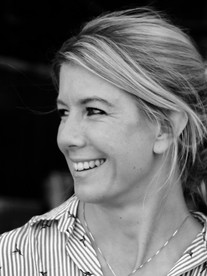 Debbie Rolmanis Photo
