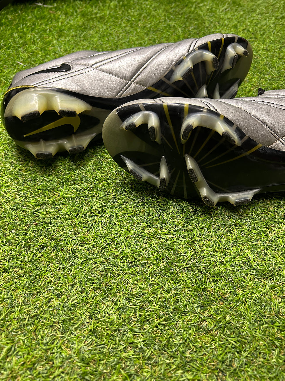 Imej kecil: Nike Mercurial R9 Match