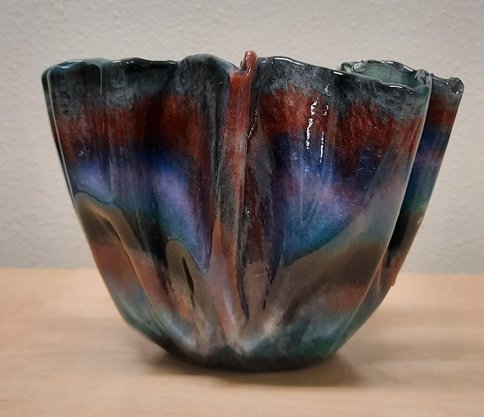 Thumbnail: Resin Vase Sculpture