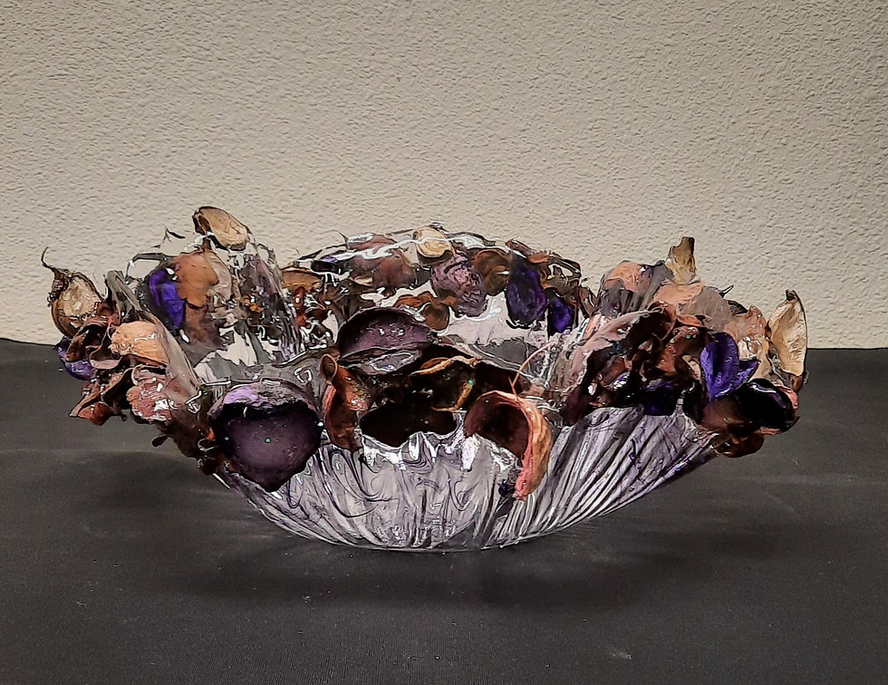 Thumbnail: Resin Vase Sculpture
