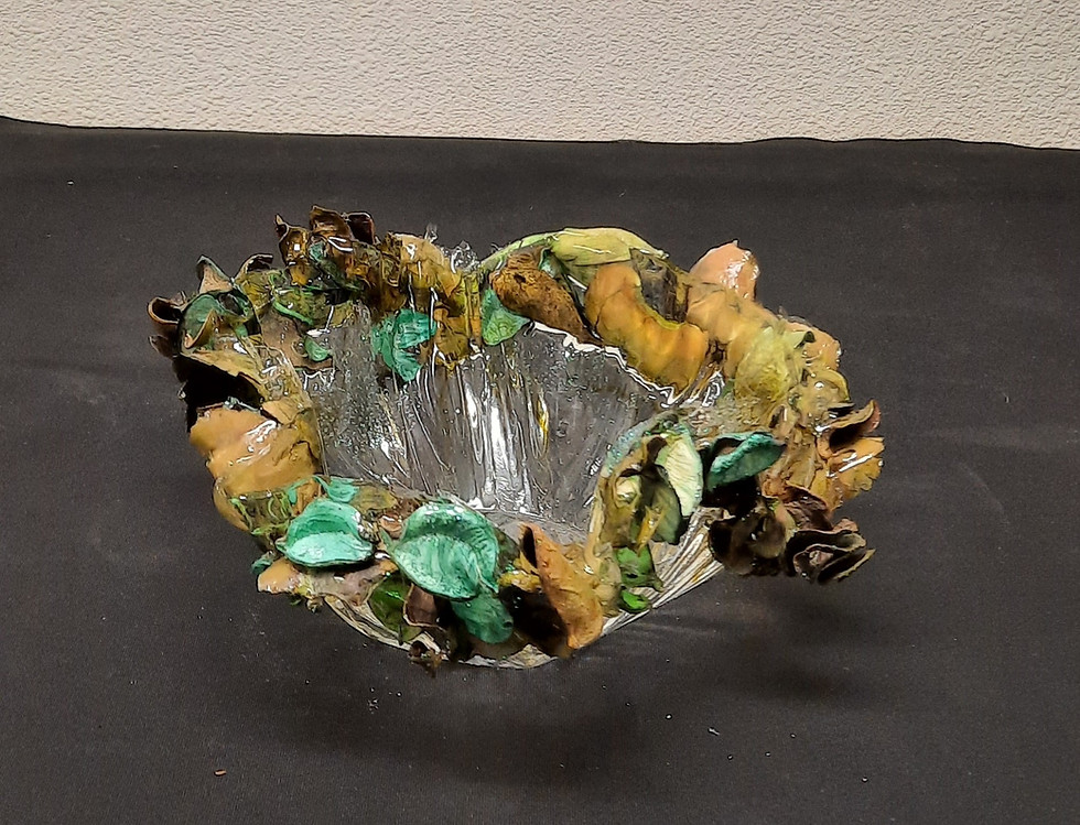 Thumbnail: Resin Vase Sculpture