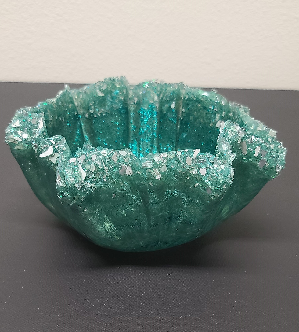 Thumbnail: Resin Vase Sculpture