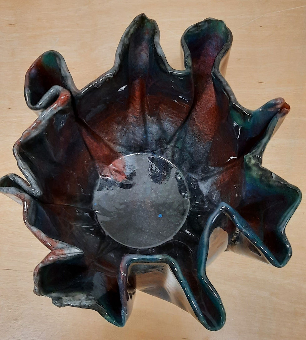 Thumbnail: Resin Vase Sculpture