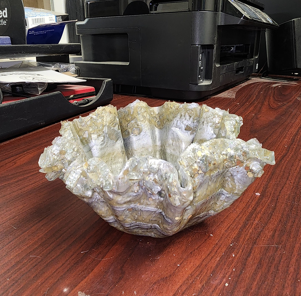 Thumbnail: Resin Vase Sculpture