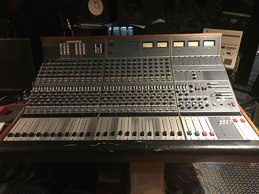 NEVE 33115 ビンテージ Vintage Neve 33115 Pair - in Rack! | Reverb