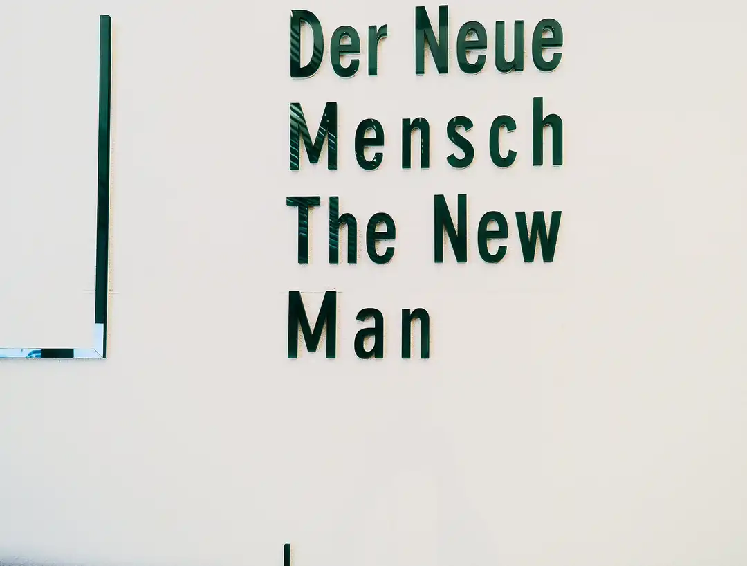 Designreise · Ausstellung · Der Neue Mensch