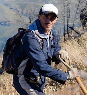 GUS05251_edited.jpg