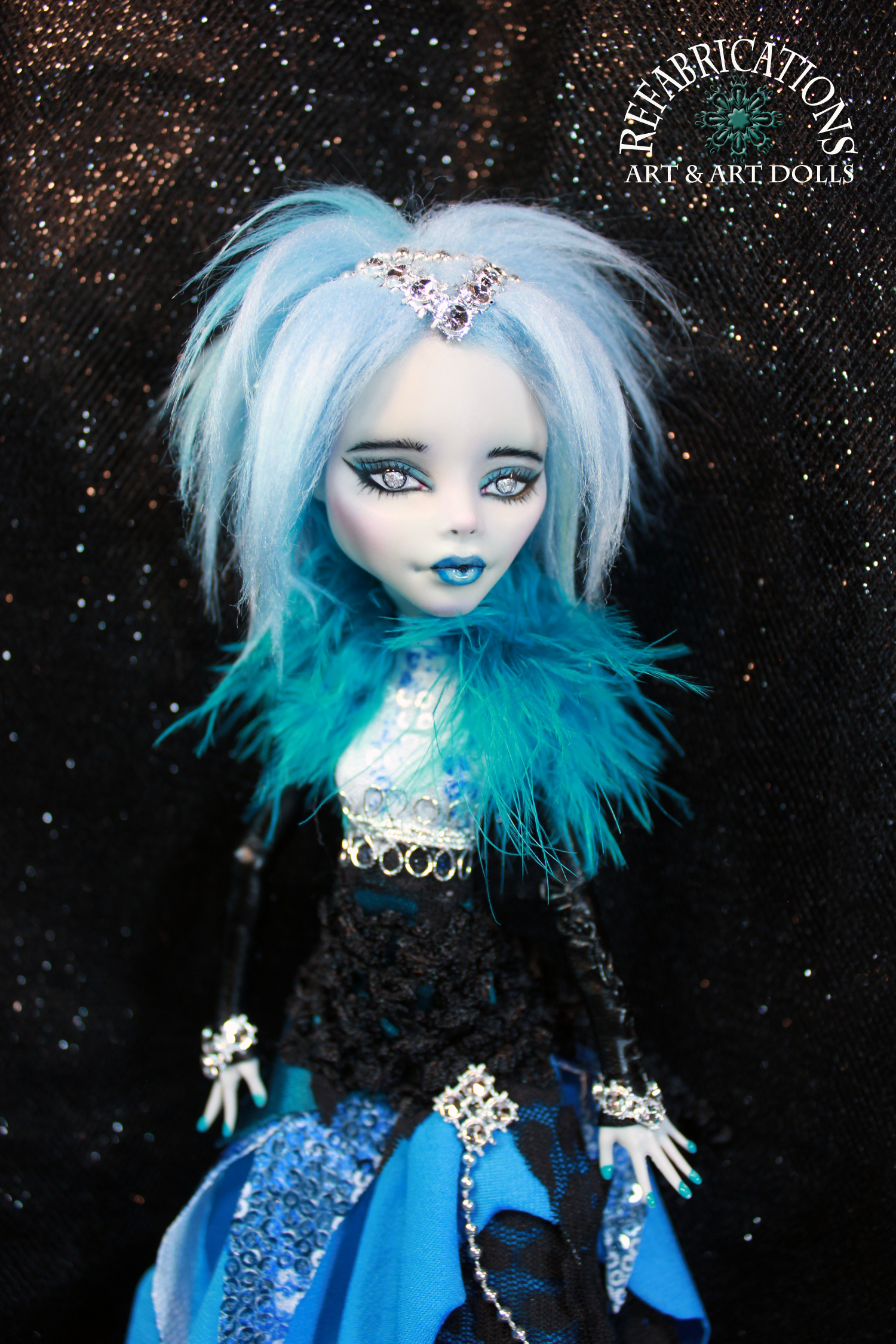 "Aerwyn Moroaica" - OOAK Goth Ethereal Monster High Art Doll Ghoulia Repaint