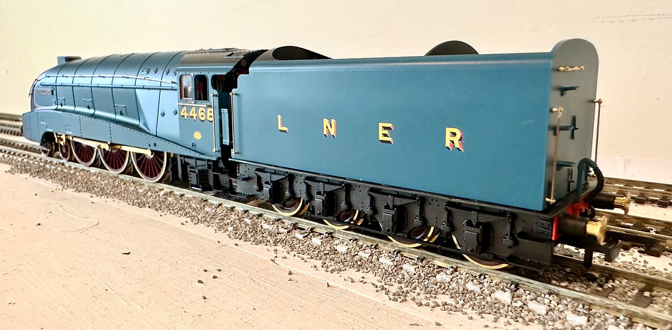 Thumbnail: Hornby R2684 LNER A4 4468 Mallard