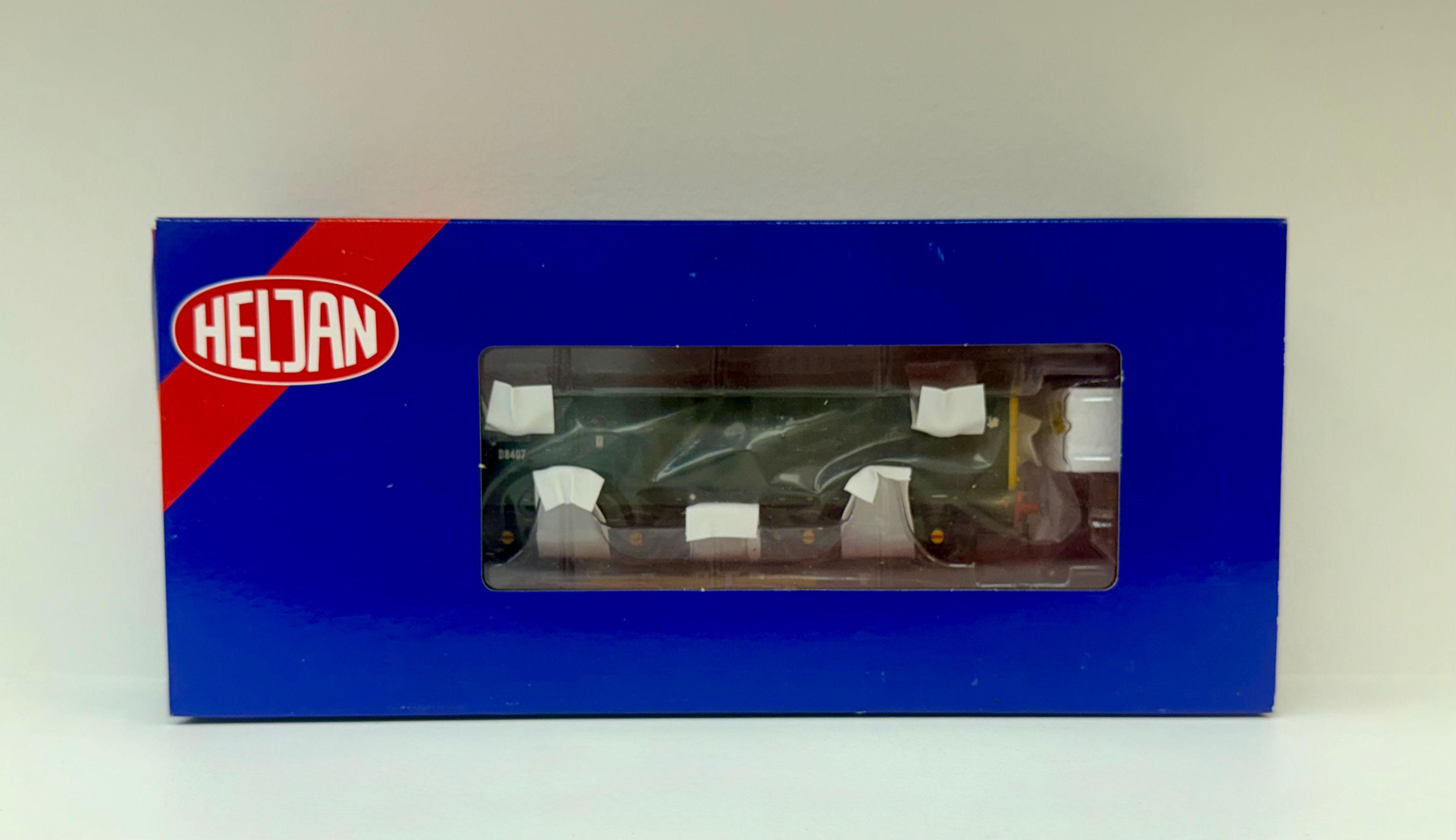 Heljan 16031 BR Green With Yellow Ends Class 16 Limited Edition of 750pcs D8407
