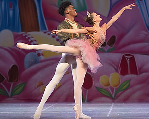 Ballet Chicago Nutcracker 2024.jpg