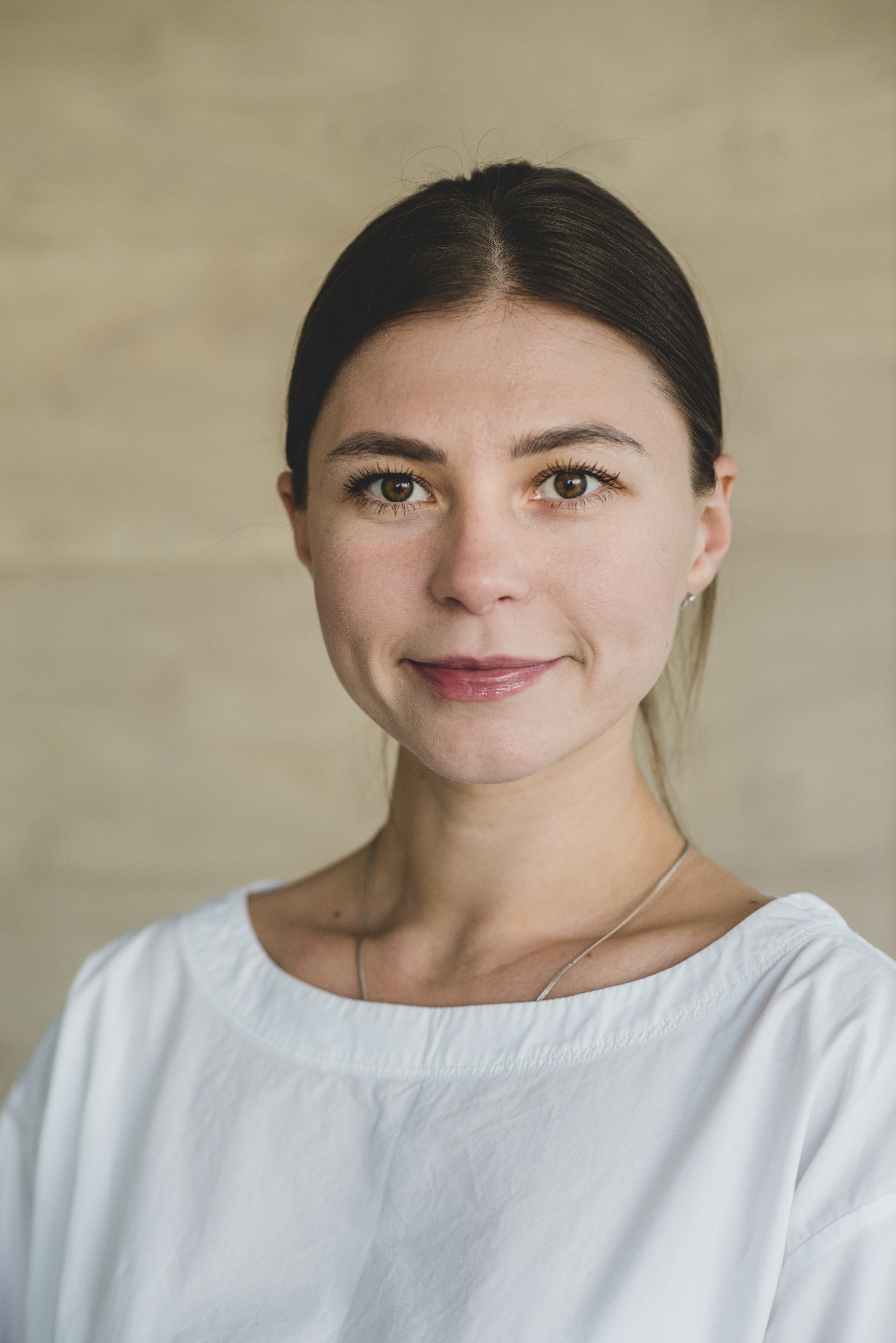 portrait-woman.jpg