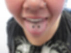 dobbel tungepiercing