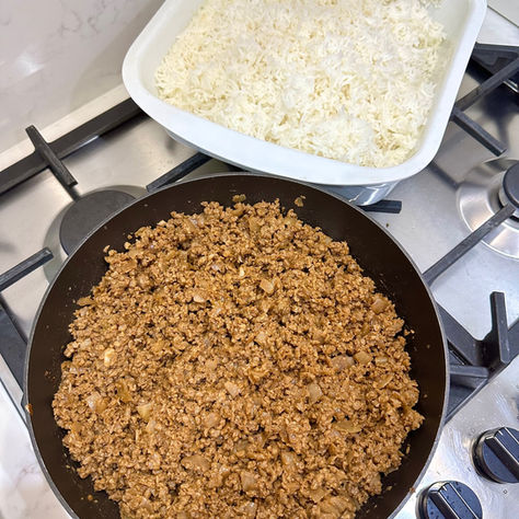 Hummus with Vegan Mince
