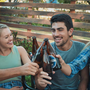 Clubhouse Yarns – Golf Drinking Games for a Foursome