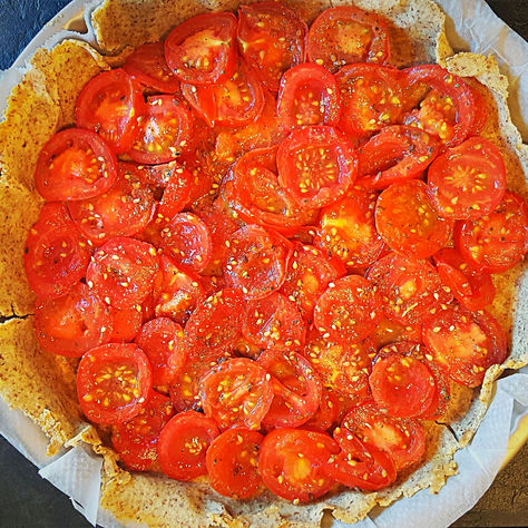 Tarte à la tomate et au thym