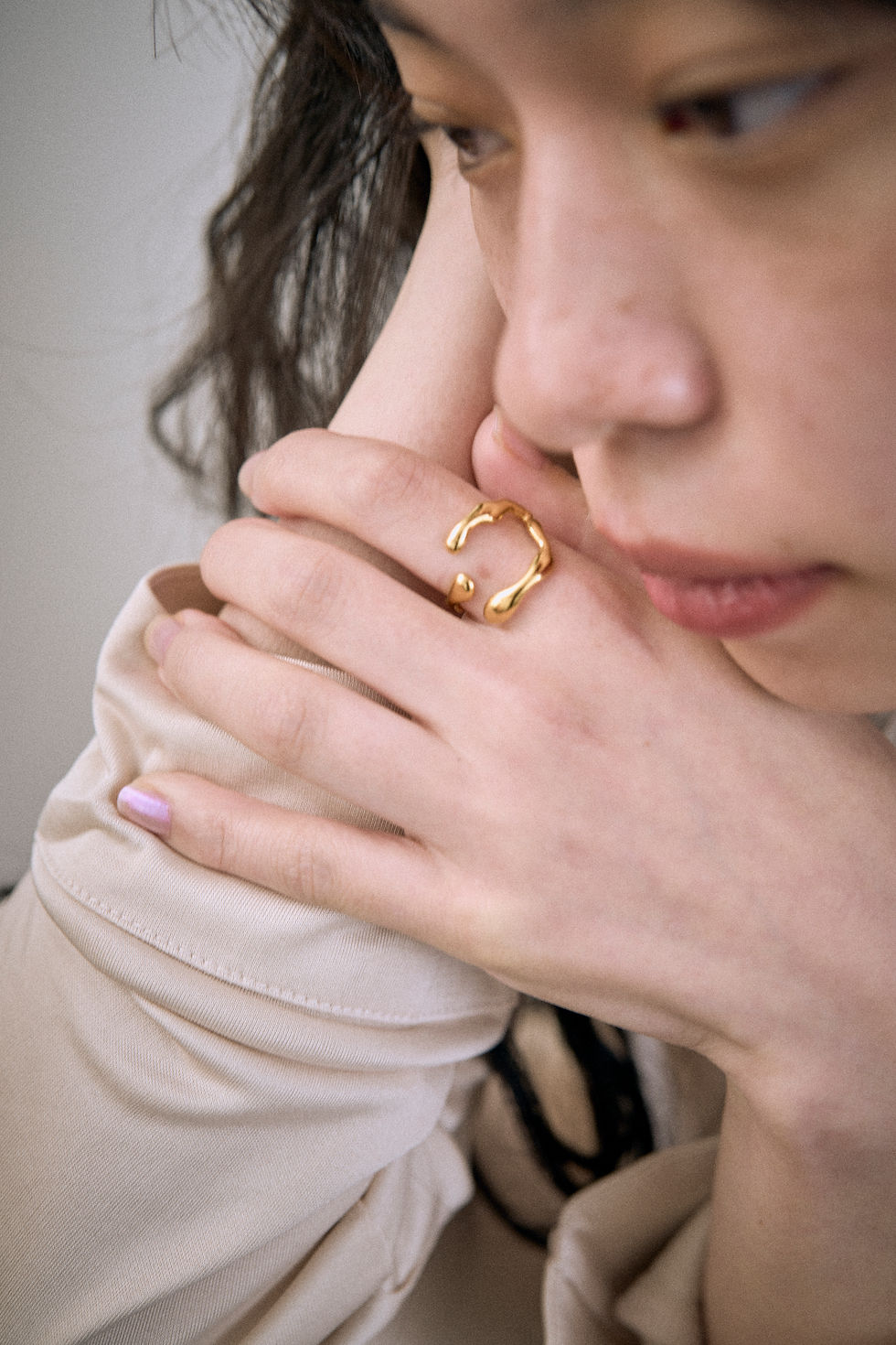 Thumbnail: branch ring