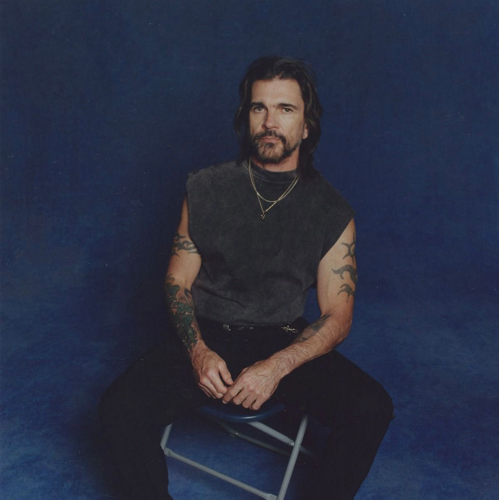 JUANES lanza “Cuando estamos tú y yo”, un himno al amor que promete convertirse en clásico