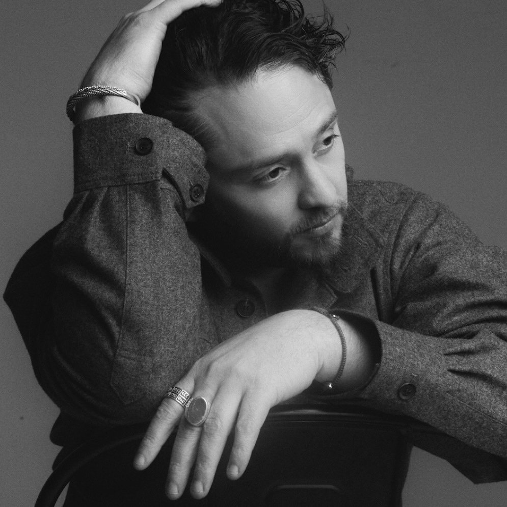 Christopher Uckermann lanza su álbum “Perdido en los Graves”: una nueva ...