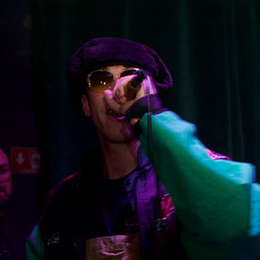 Lasser presenta Planes en un listening party íntimo en CDMX