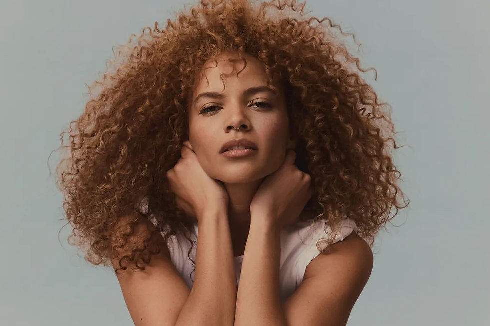 Leslie Grace, Amor Quién Eres, amame trans mx