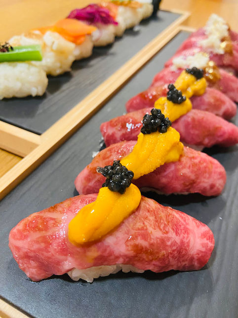 Wagyu Uni Caviar Sushi