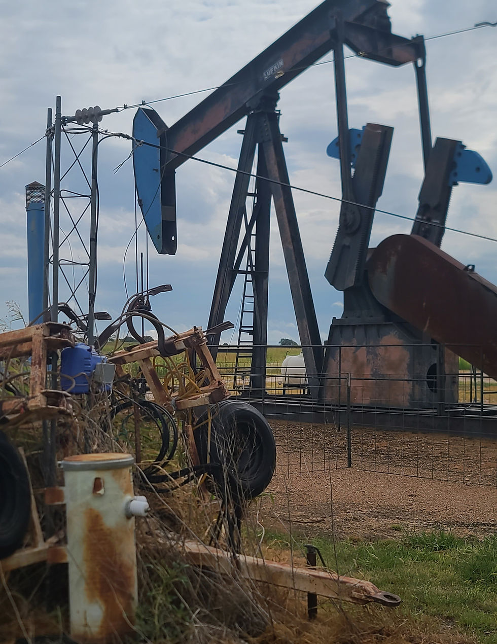 A photo of the feeder end of the Half Rhombic using a 100,000 watt VOA 12:1 balam and an oil well casing
