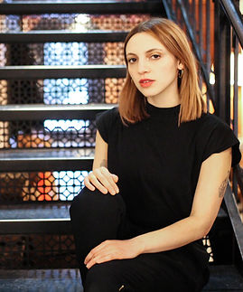 Sgro_authorphoto_2019_edited.jpg