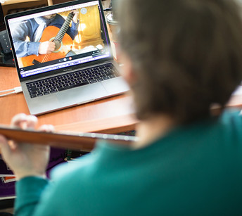 cour de guitare par ordinateur