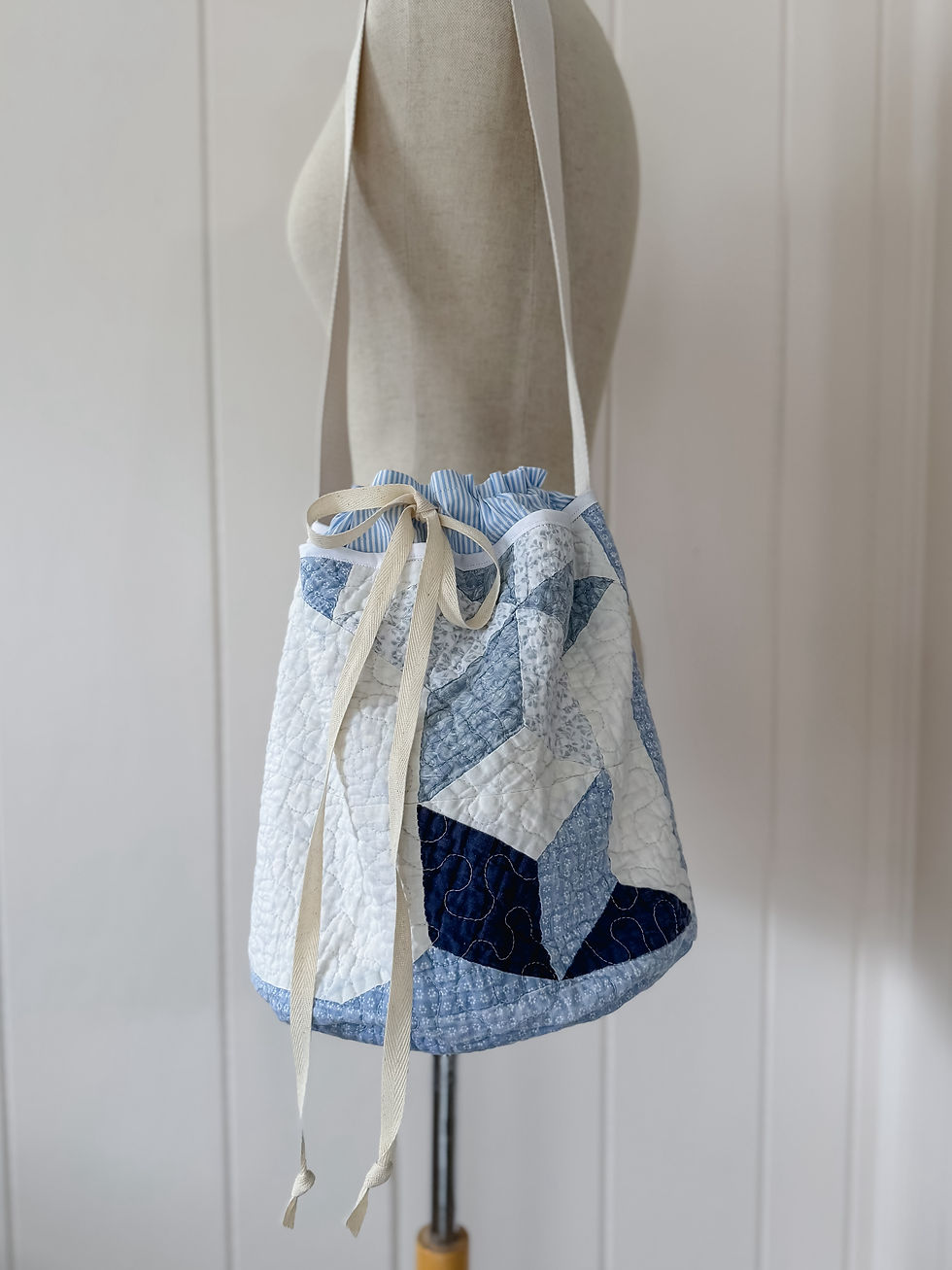 Thumbnail: Bucket Bag (Blue one)